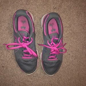 Running shoes